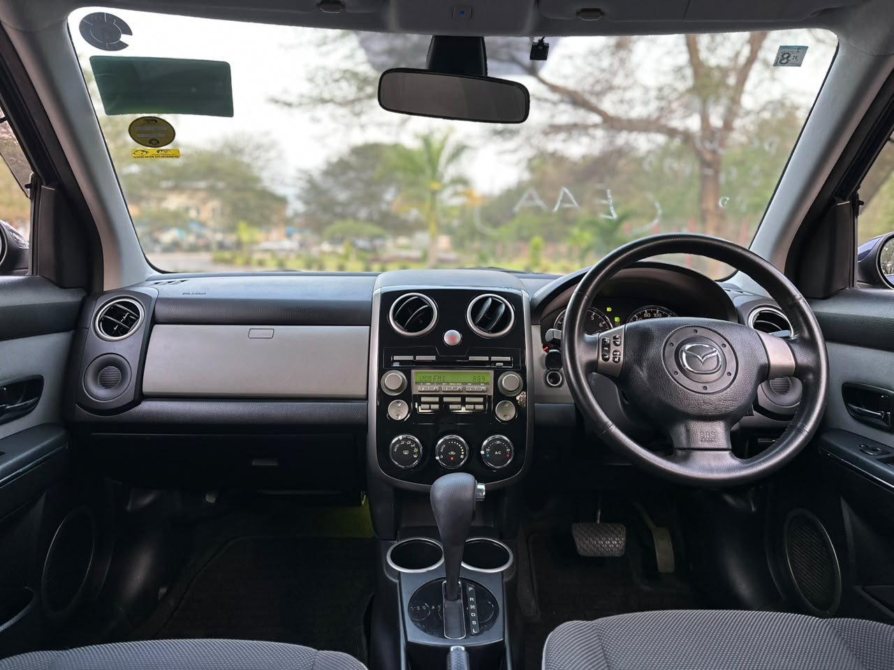 MAZDA VERISA thumbnail 4